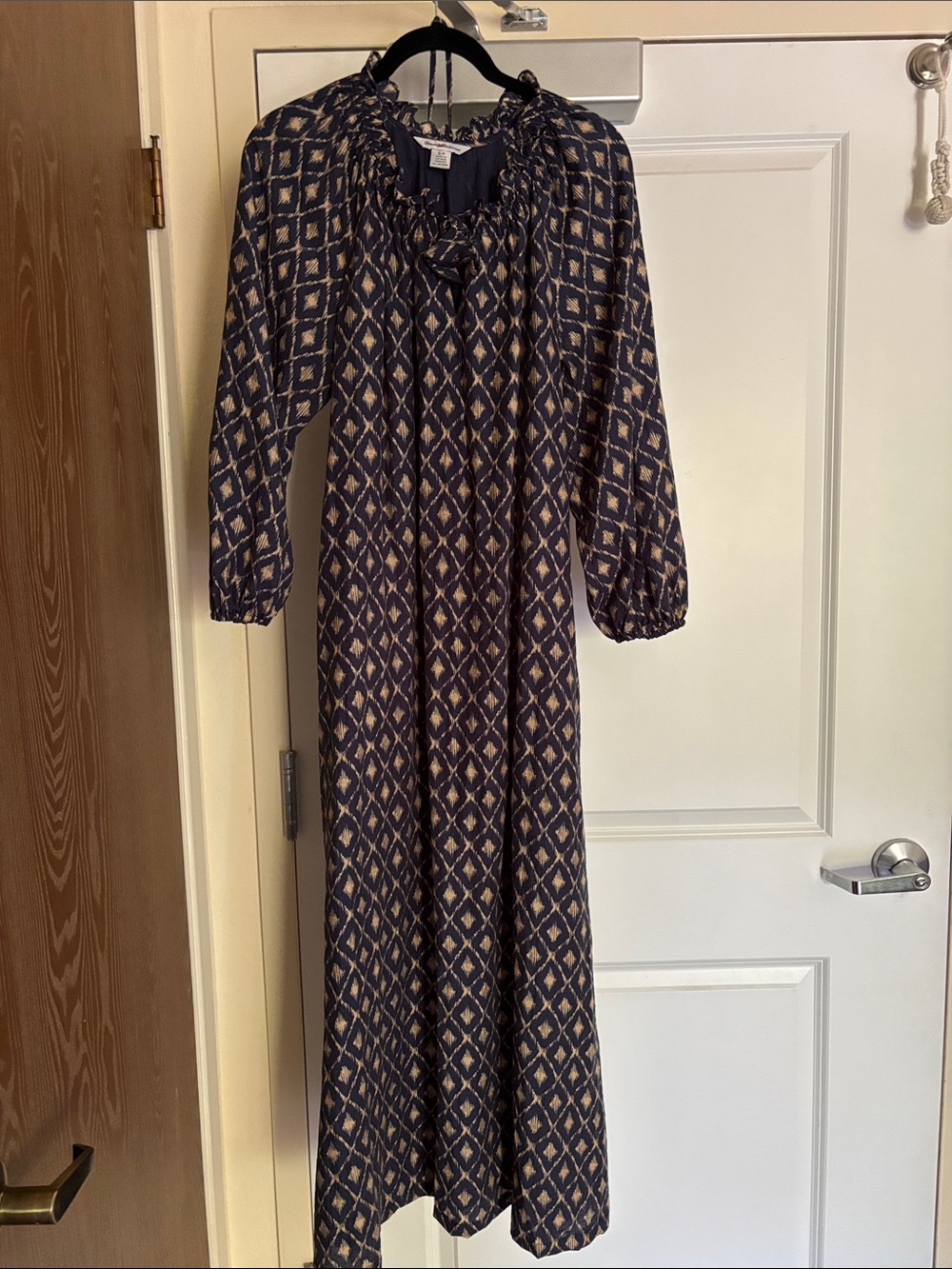 Fully Lined Navy and Cream Geometric Maxi Dress - Long Sleeve